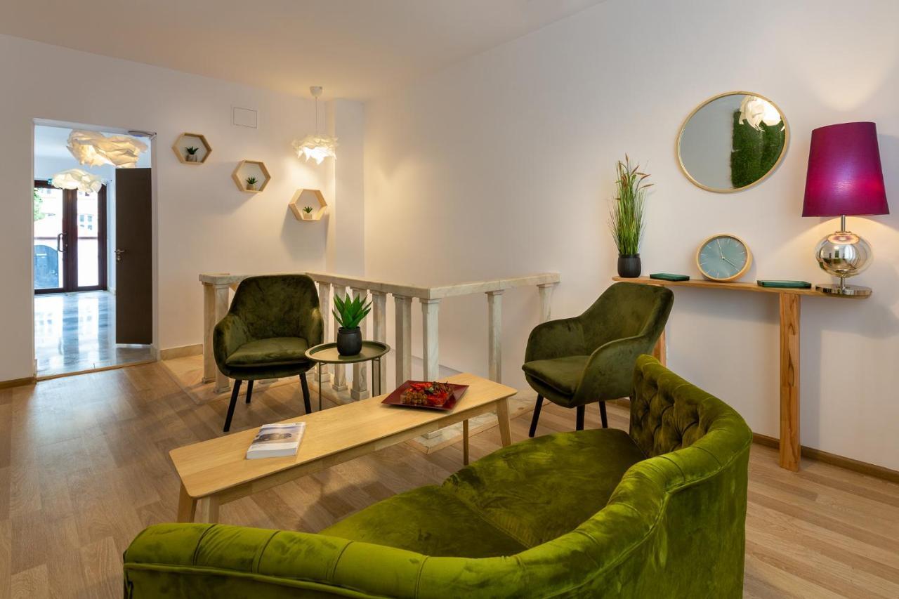 Lagom Hotel Boekarest Buitenkant foto