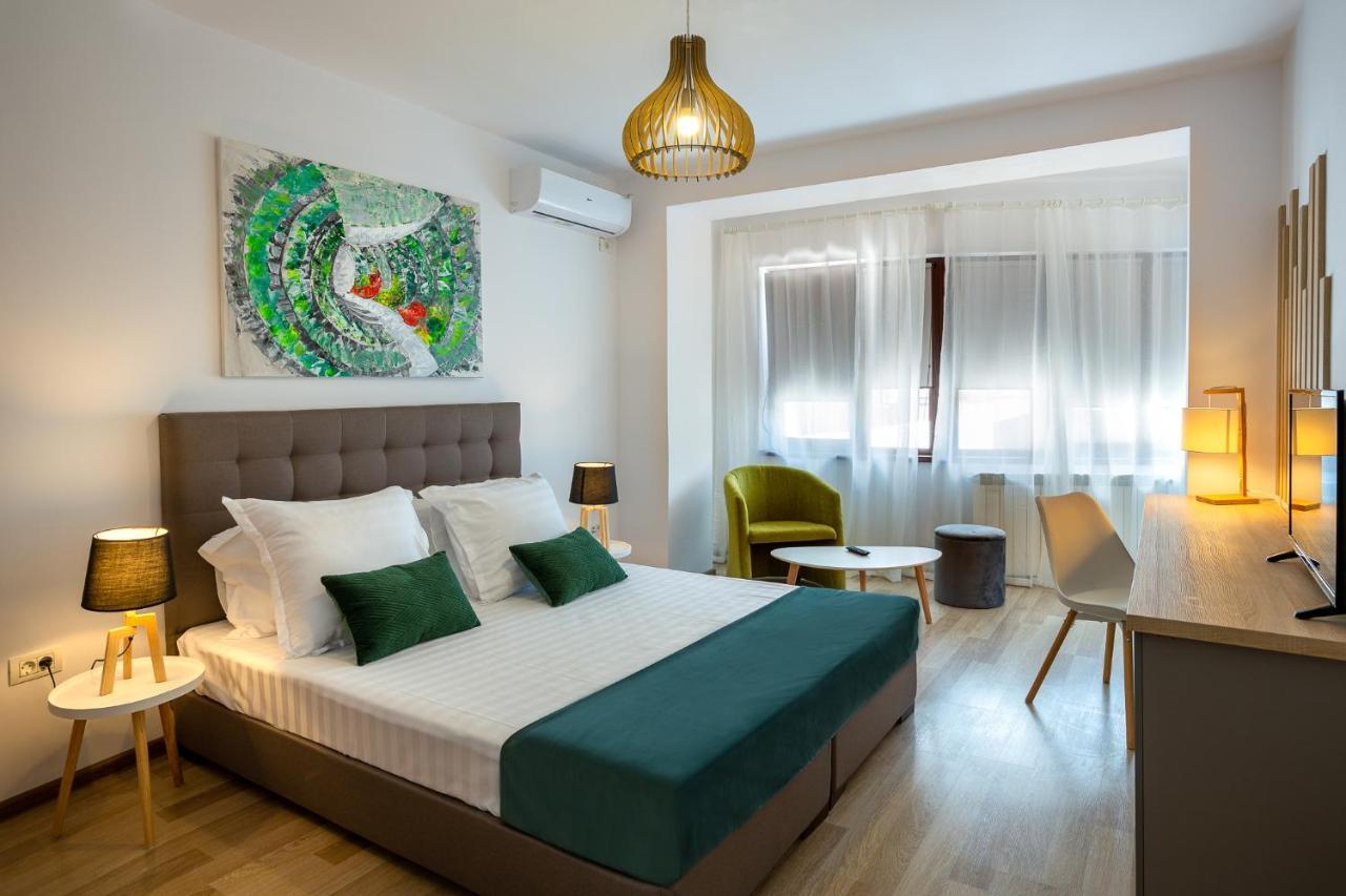 Lagom Hotel Boekarest Buitenkant foto