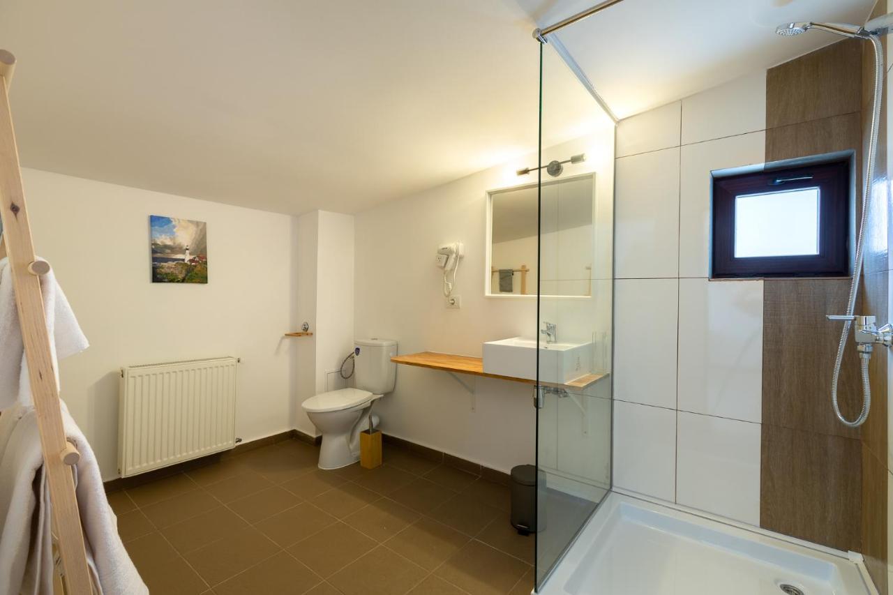 Lagom Hotel Boekarest Buitenkant foto