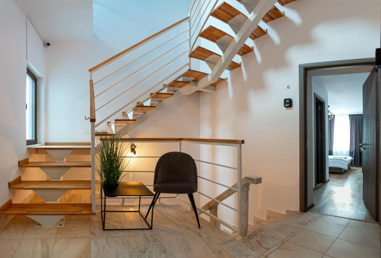 Lagom Hotel Boekarest Buitenkant foto